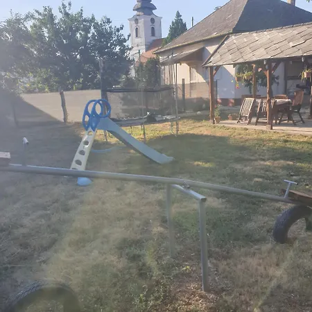 בית נופש Janka Vendeghaz Es Abádszalók